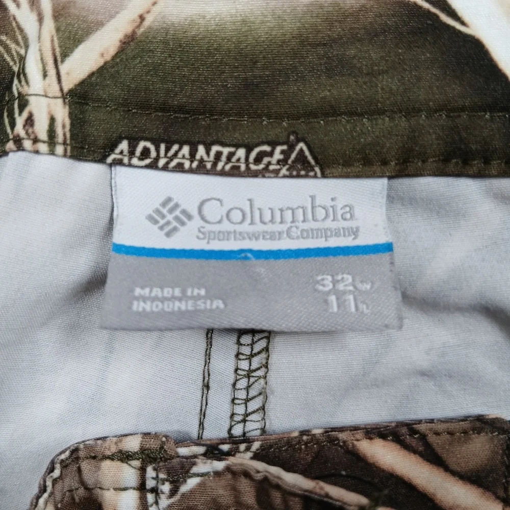 Columbia PFG Fishing Shorts Men's 32 RealTree Camo Omni-Shield Performance Cargo